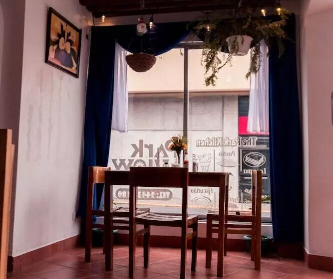 Park View Hotel & Restaurant