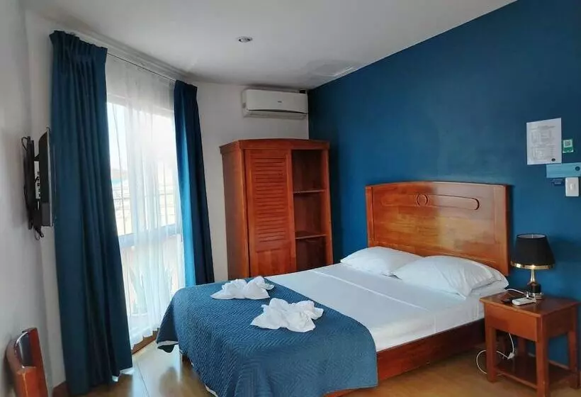 Park View Hotel & Restaurant