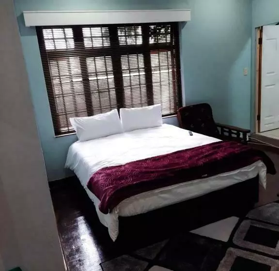 Majatalo Luvuyos Guest House Pmb