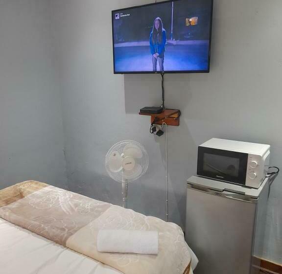 פנסיון Luvuyos Guest House Pmb