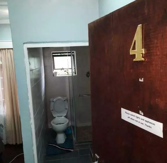 Majatalo Luvuyos Guest House Pmb