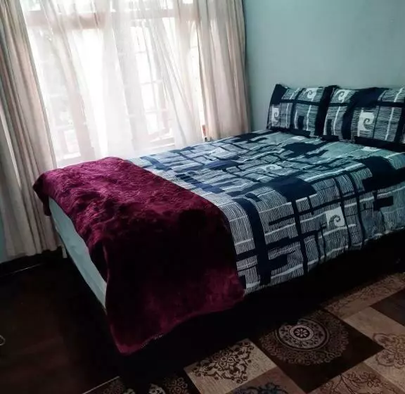 Majatalo Luvuyos Guest House Pmb