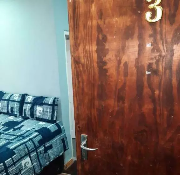 Majatalo Luvuyos Guest House Pmb