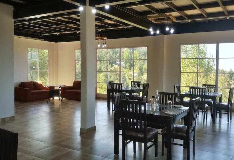 אתר נופש Clarks Exotica Rajgarh