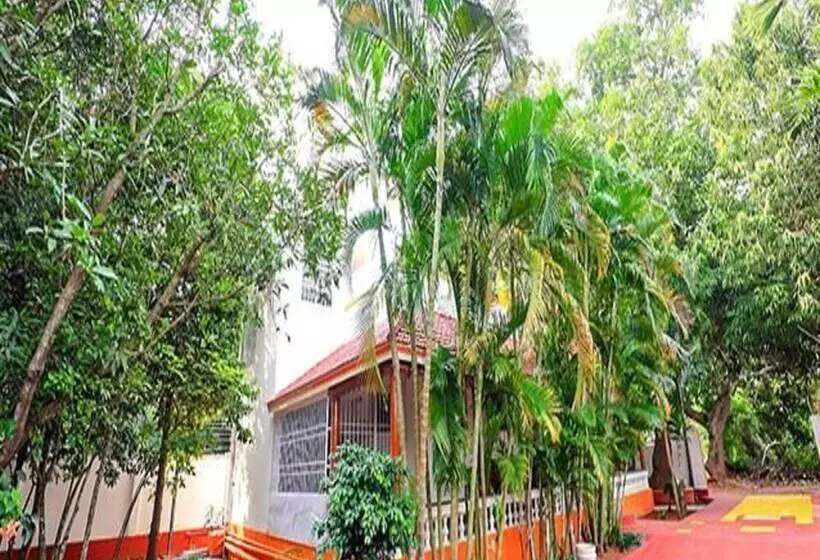 تختخواب و صبحانه Fabescape Queens Paradise