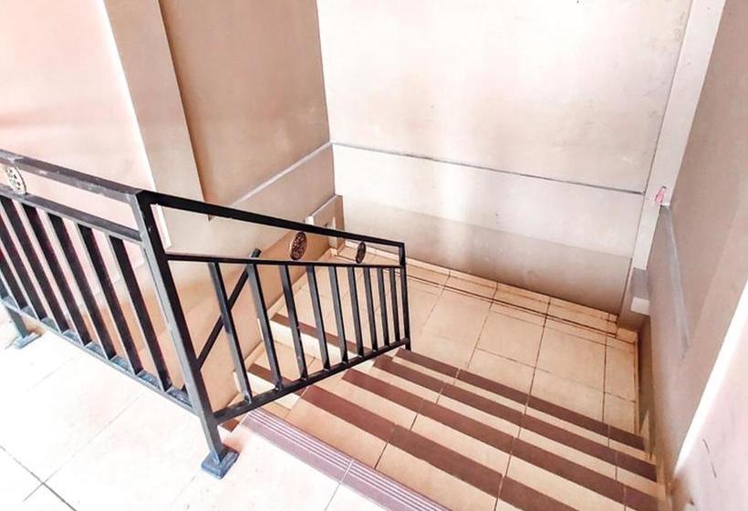 בית מלון כפרי Koolkost Near Benoa Square