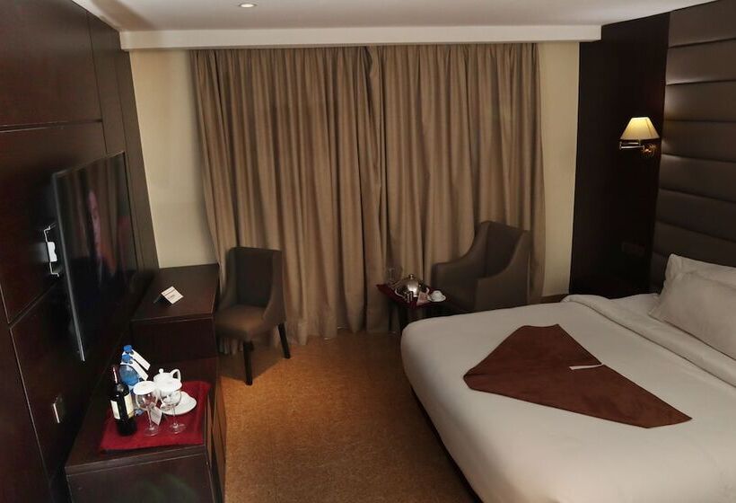 هتل Monty Suites Calabar