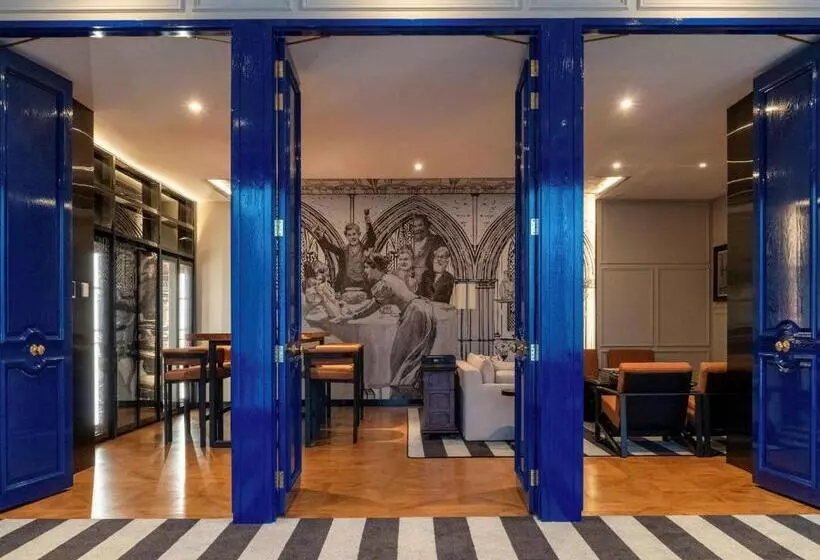 ホテル Sofitel Adelaide