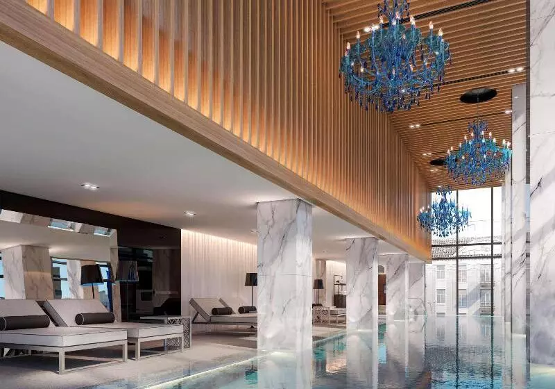 ホテル Sofitel Adelaide