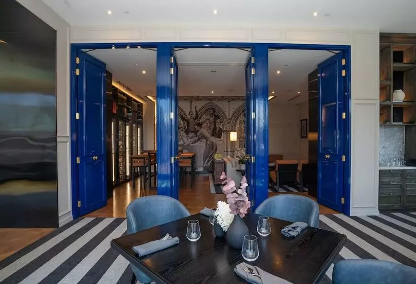 ホテル Sofitel Adelaide