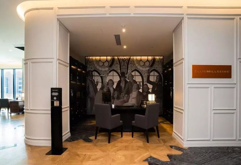 ホテル Sofitel Adelaide