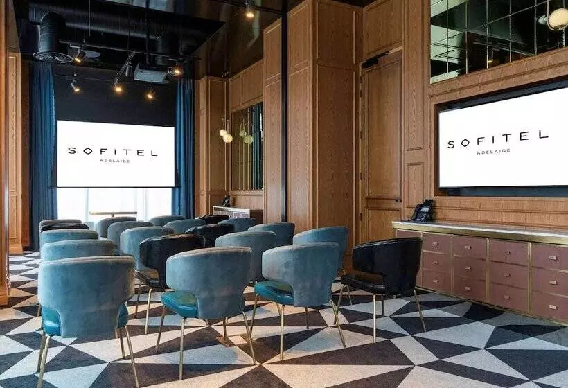 ホテル Sofitel Adelaide