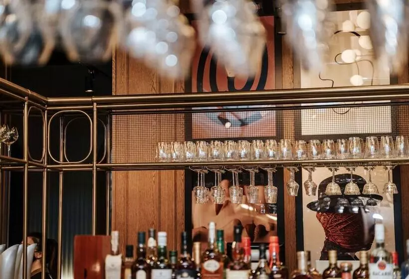 ホテル Sofitel Adelaide