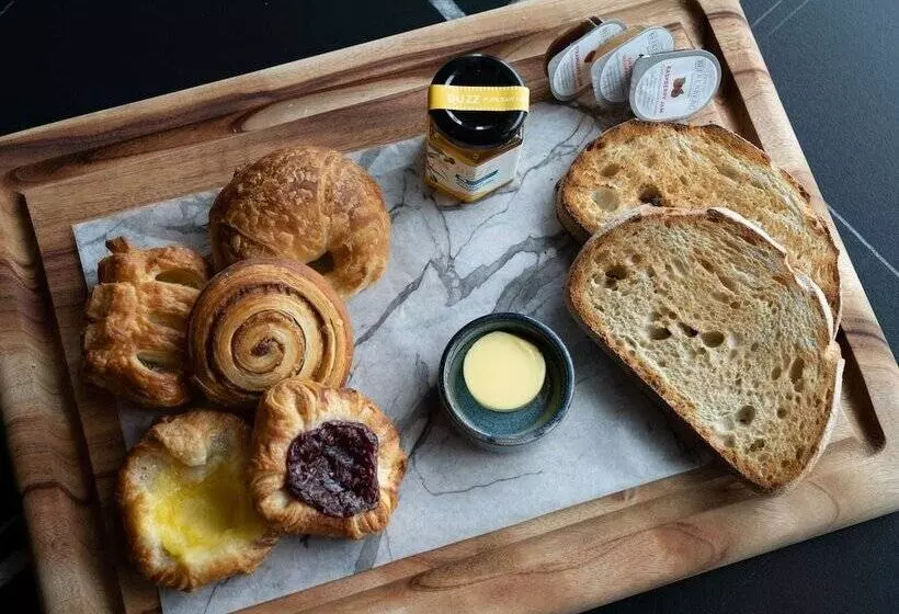 ホテル Sofitel Adelaide