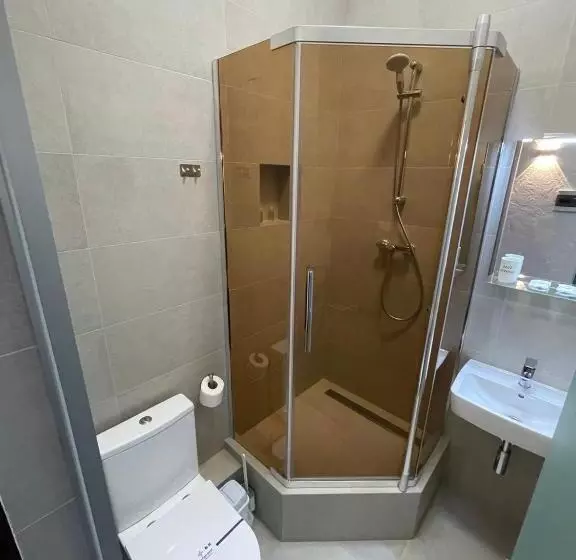 Lift Hotel Boutique