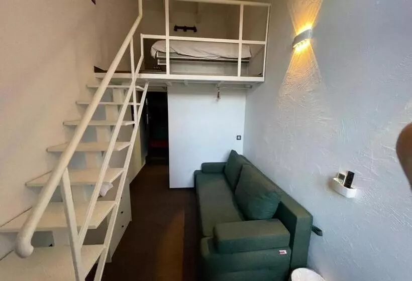Lift Hotel Boutique