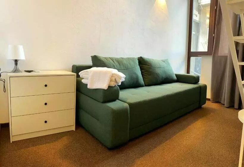 Lift Hotel Boutique