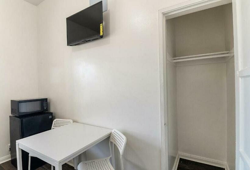 فندق على الطريق Mariachi Plaza