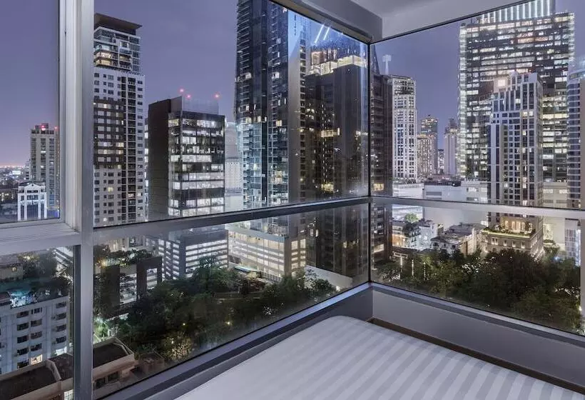 Adelphi Grande Sukhumvit