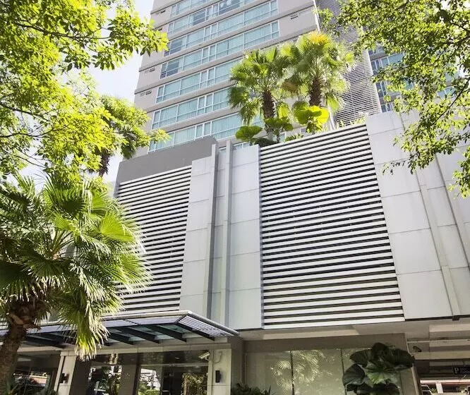 Adelphi Grande Sukhumvit