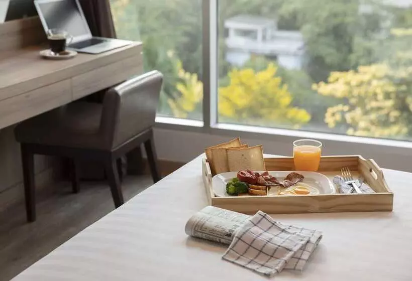 Adelphi Grande Sukhumvit