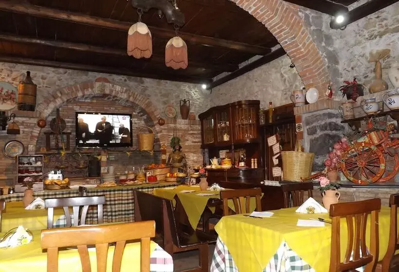 تختخواب و صبحانه Albergo Diffuso Borgo Santa Caterina Vintage
