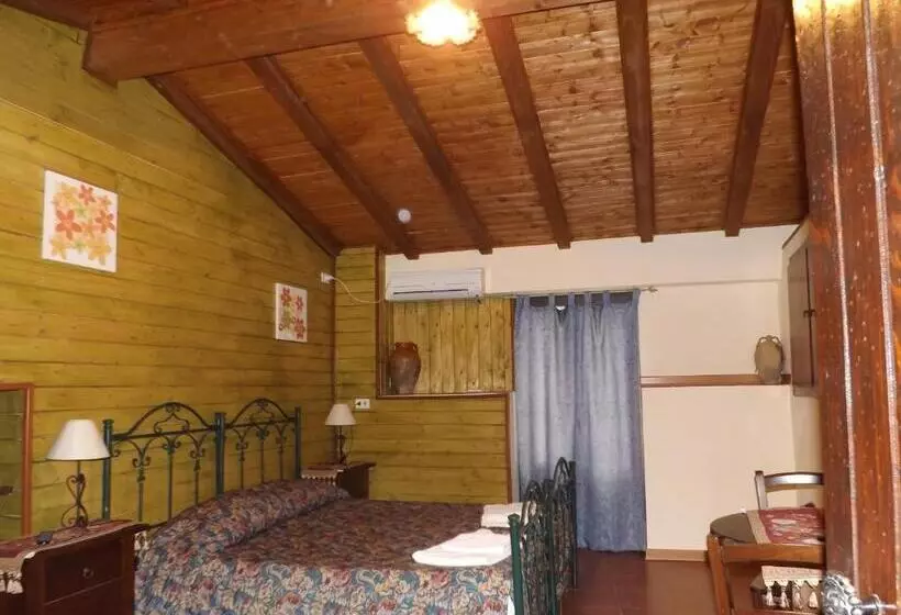 تختخواب و صبحانه Albergo Diffuso Borgo Santa Caterina Vintage
