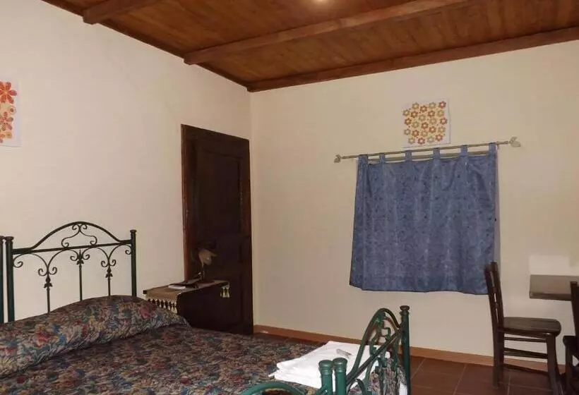 تختخواب و صبحانه Albergo Diffuso Borgo Santa Caterina Vintage