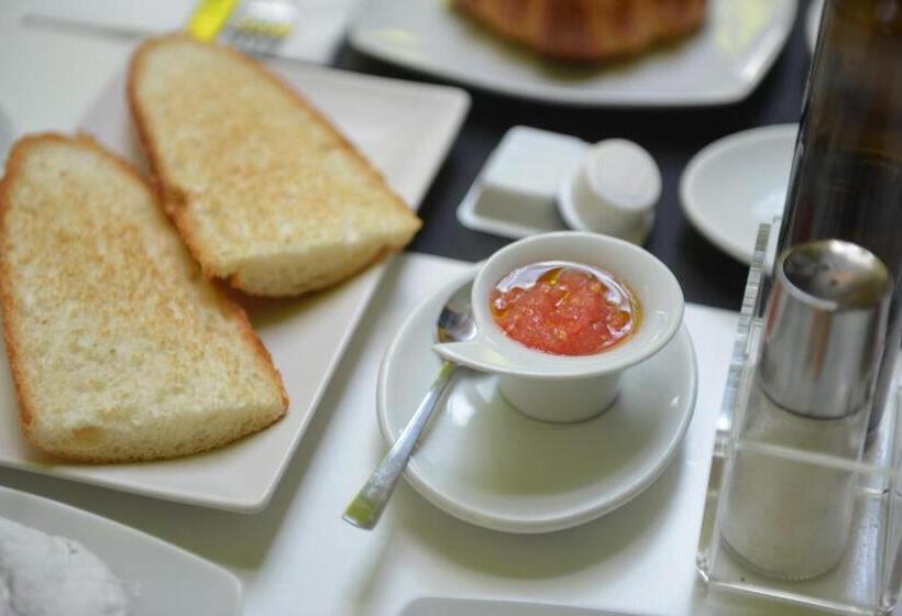 تختخواب و صبحانه Md Modern Hotel Jardines