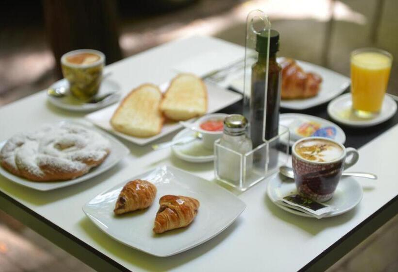 تختخواب و صبحانه Md Modern Hotel Jardines