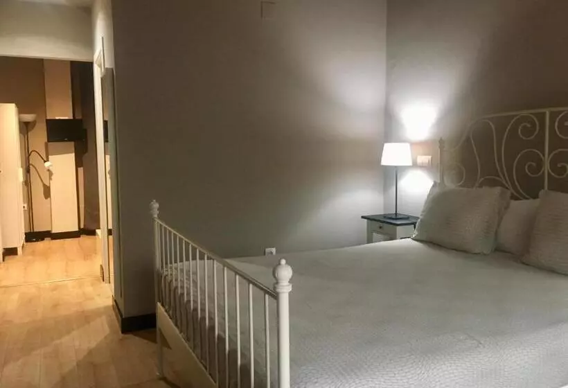 مبيت وإفطار Md Modern Hotel Jardines