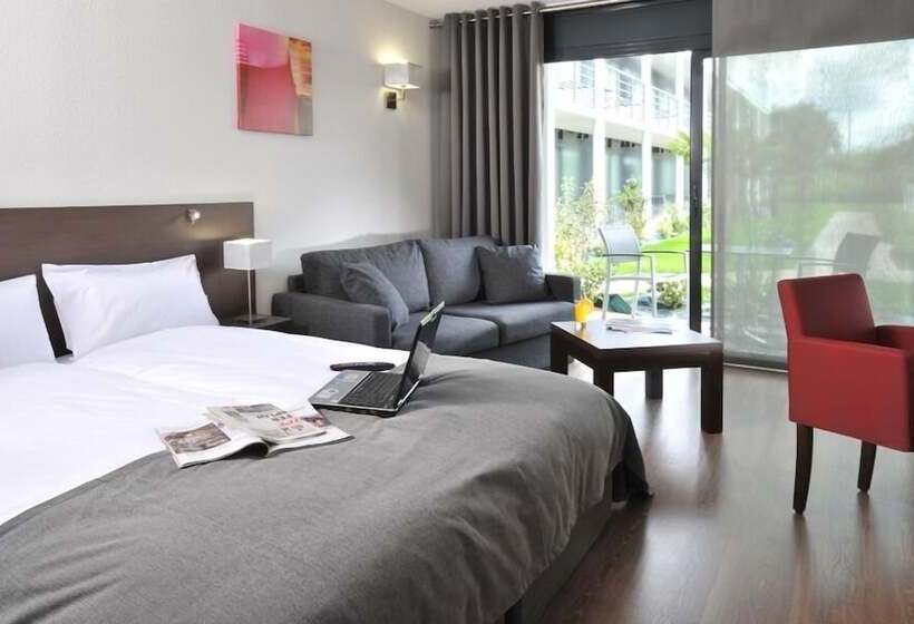 בית מלון כפרי Eden Park Pau Est, Avec Piscine