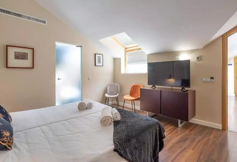 호텔 Albaicín   Auto Check In