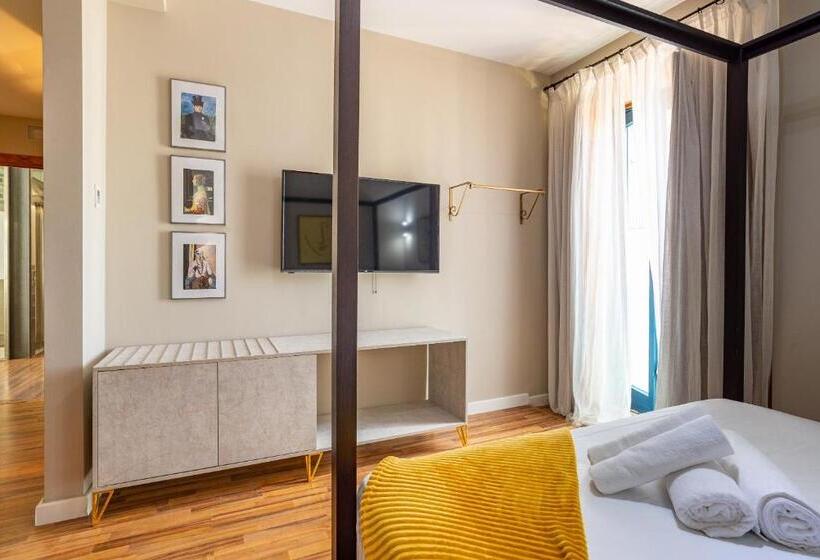 호텔 Albaicín Auto Check In