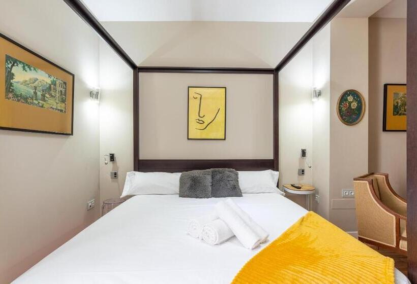 호텔 Albaicín Auto Check In