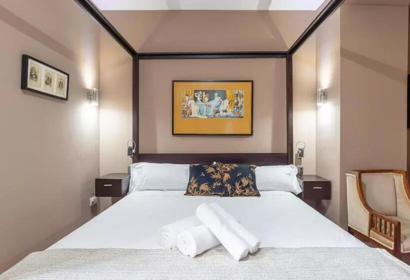 호텔 Albaicín   Auto Check In