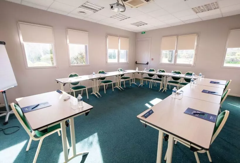 Hotel Campanile Narbonne A9/a61