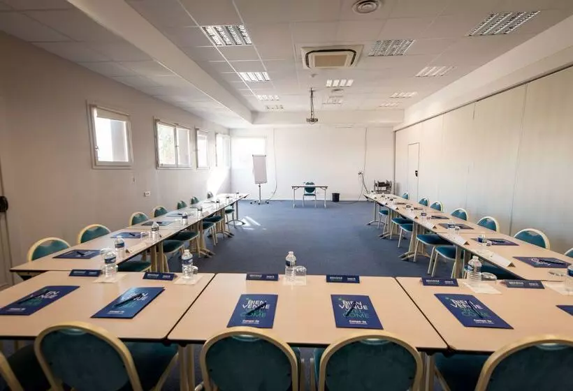 Hotel Campanile Narbonne A9/a61