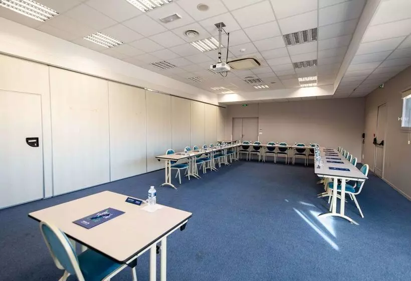 Hotel Campanile Narbonne A9/a61