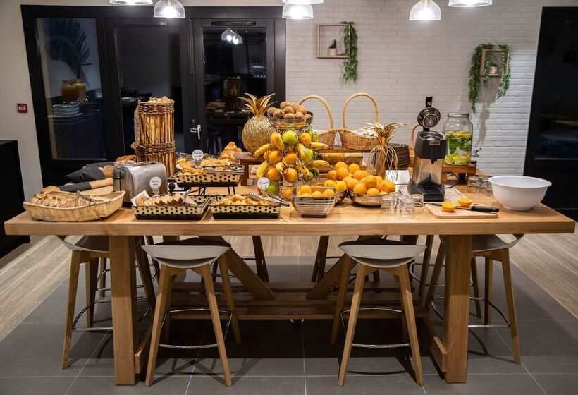 فندق Campanile Narbonne A9/a61