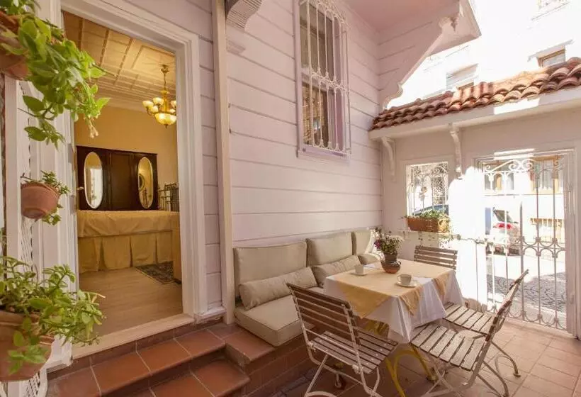 Darussaade Hotel Old City   Sultanahmet