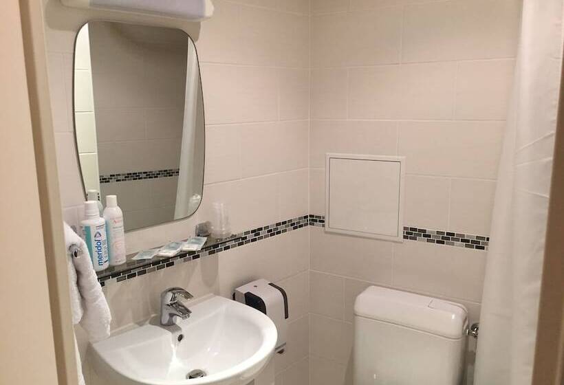 Hotel De La Perdrix Rouge