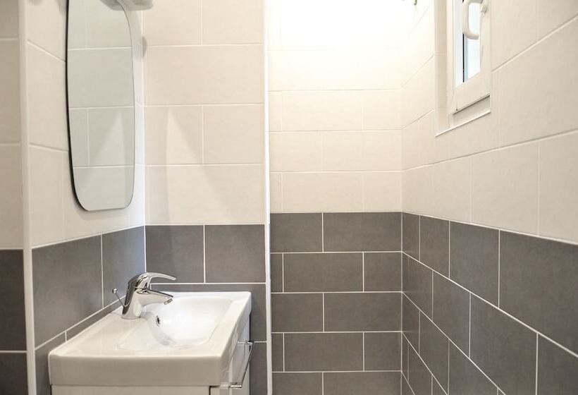 Hotel De La Perdrix Rouge