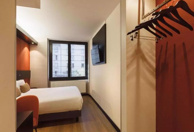 בית מלון כפרי De Noailles