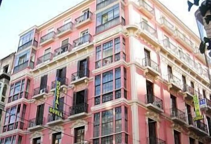 هتل Hostal Sonia Granada