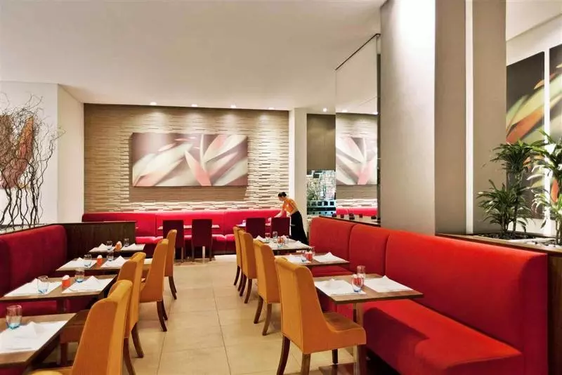 هتل Ibis Al Barsha