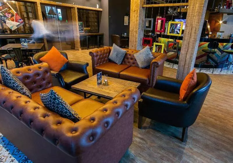 هتل Ibis Al Barsha