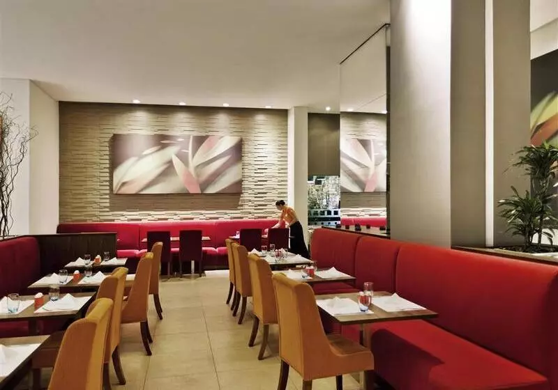 هتل Ibis Al Barsha