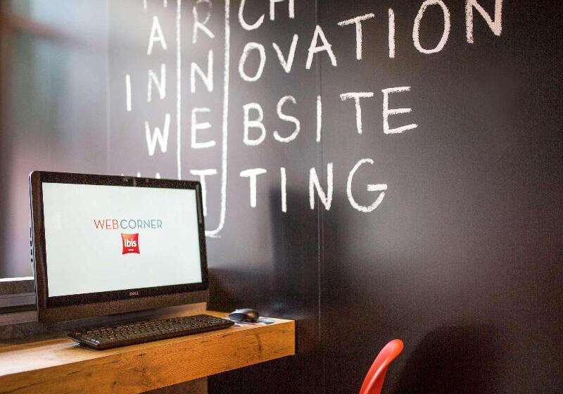 בית מלון כפרי Ibis Albi