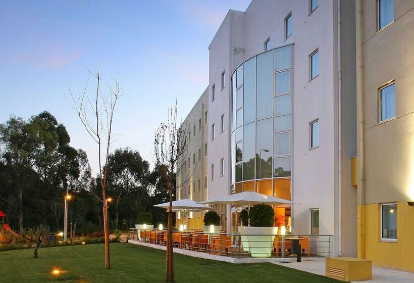 ホテル Ibis Lisboa Alfragide